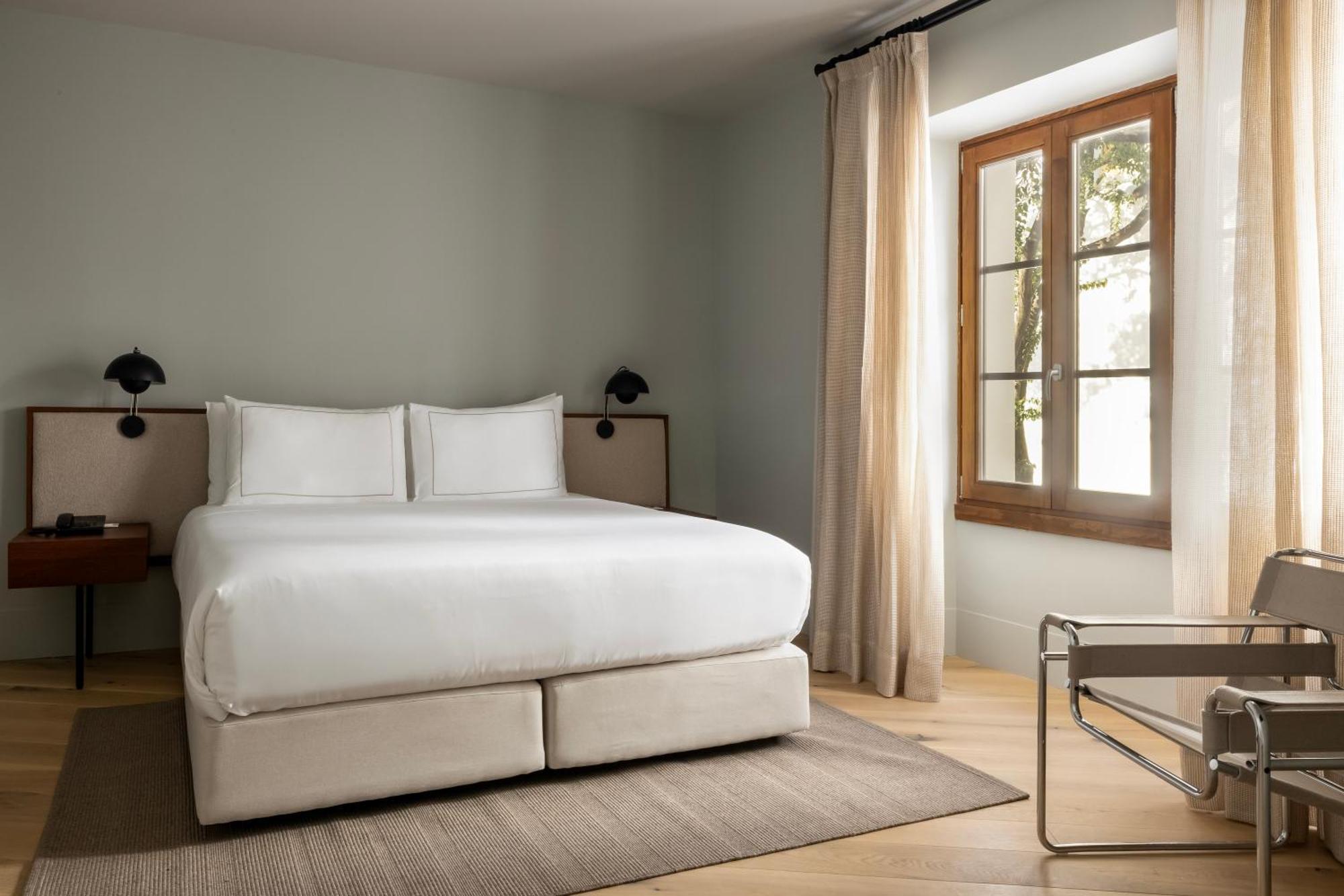 Mercer Residences Sevilla Bagian luar foto