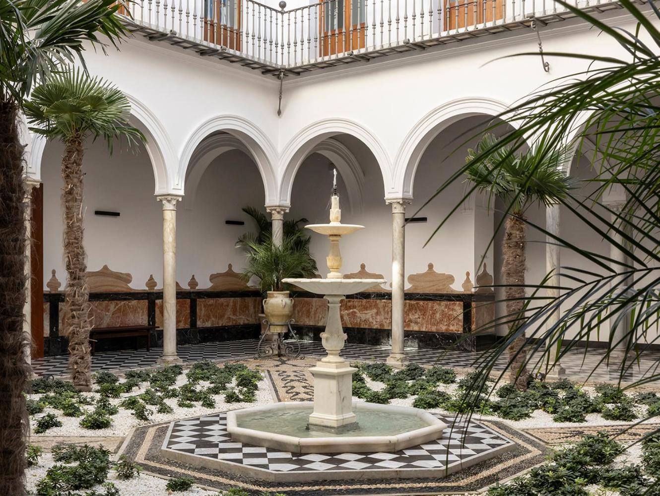 Mercer Residences Sevilla Bagian luar foto