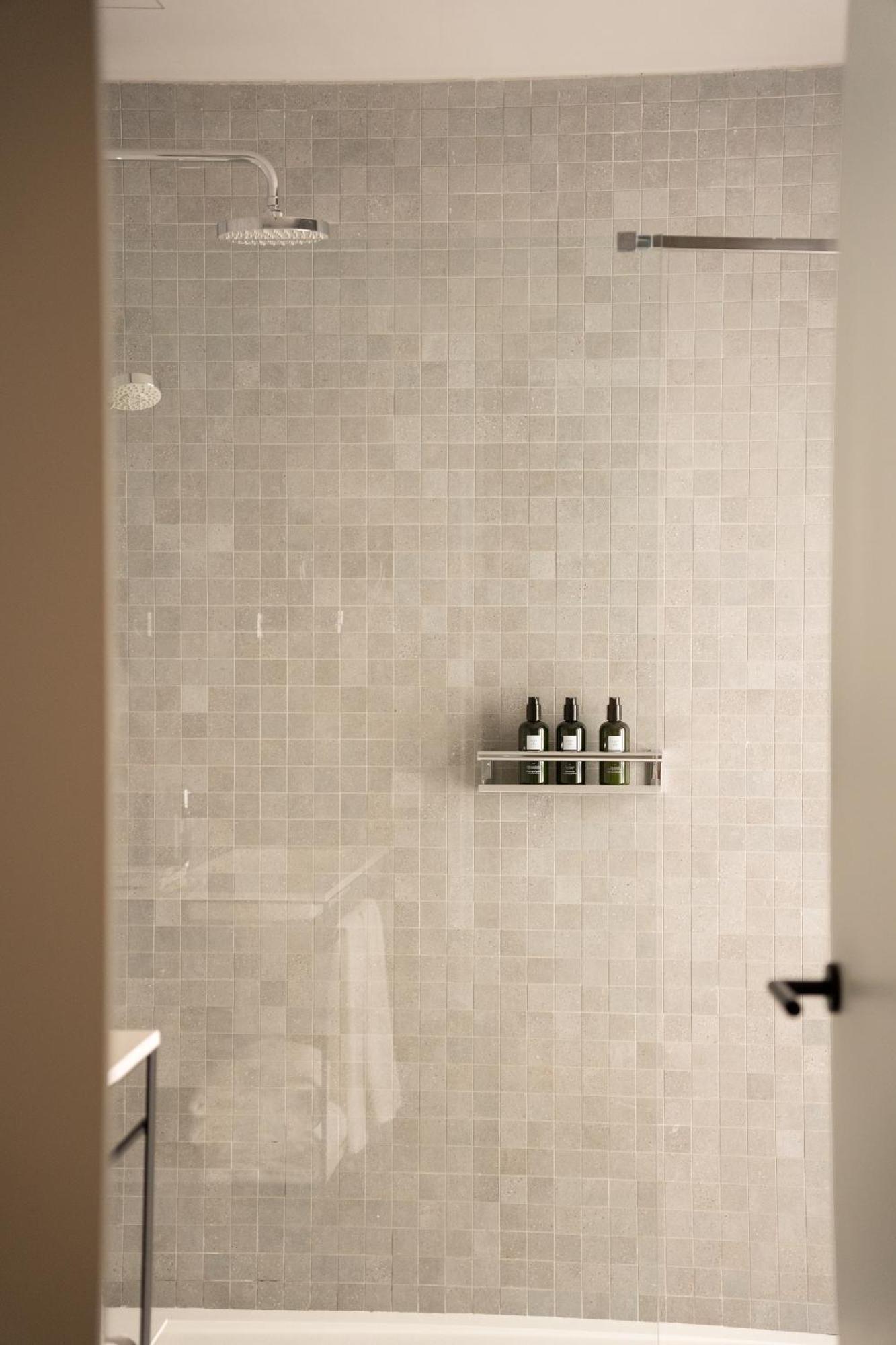 Mercer Residences Sevilla Bagian luar foto
