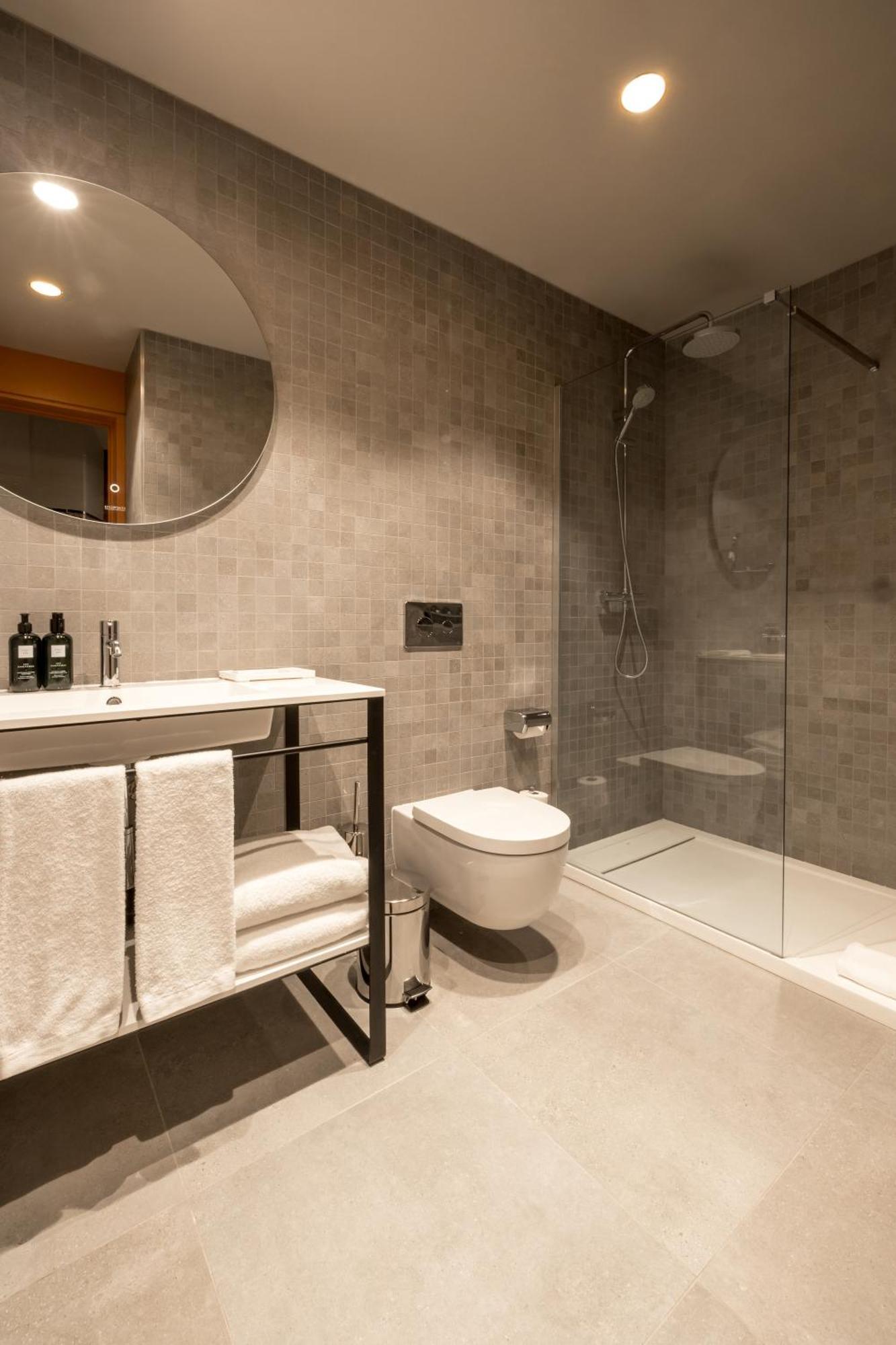 Mercer Residences Sevilla Bagian luar foto